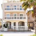 Aparthotel Residenza Mediterranea