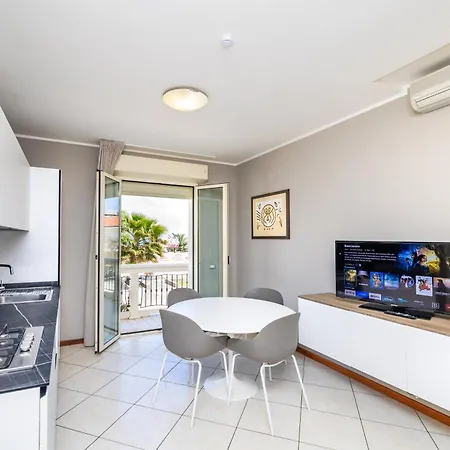 Residenza Mediterranea Aparthotel 3*