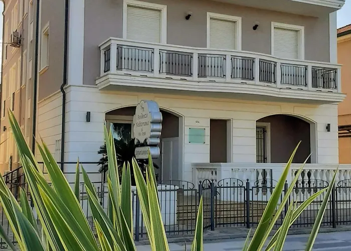 Residenza Mediterranea 4* 리미니